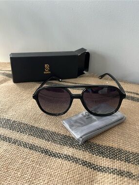 SOJOS Black Round Sunglasses